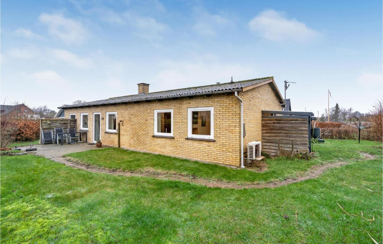 Beautiful Home In Nakskov With Kitchen Exteriör bild